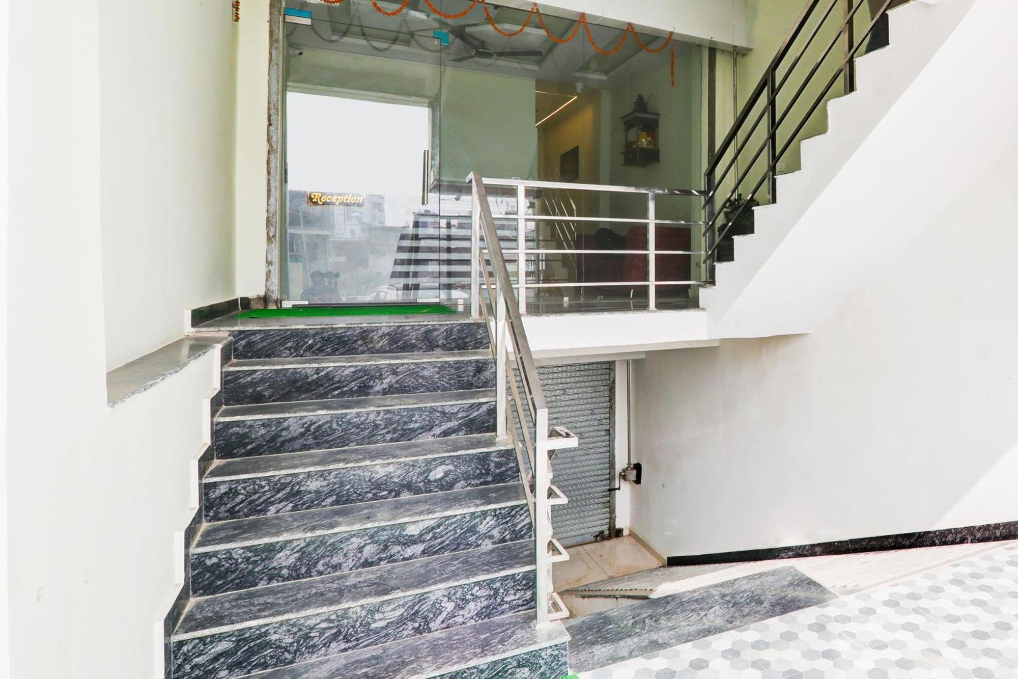Hotel O Kasol Inn Gorakhpur Bagian luar foto
